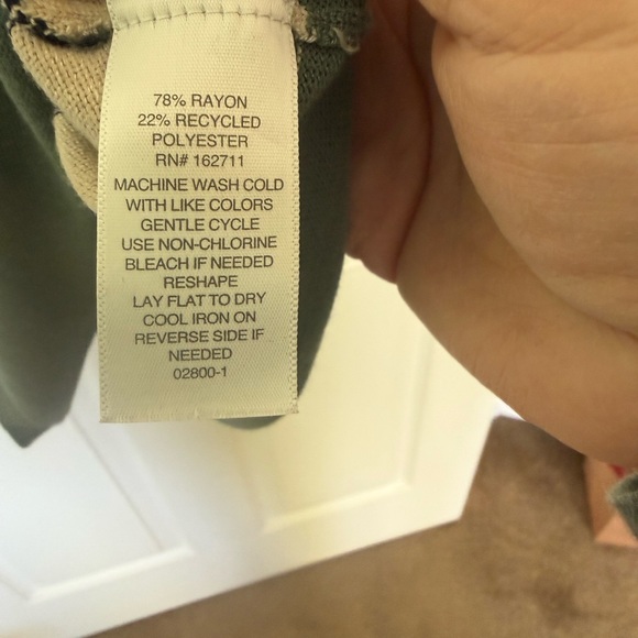 Liz Claiborne Navy and Beige Striped Long Sleeve Tee - Picture 3 of 3